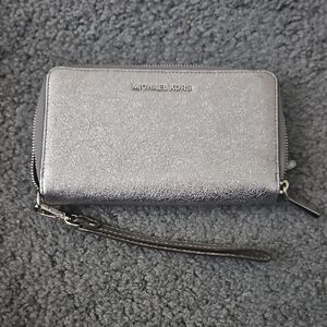 Michael Kors Metallic Silver Wallet With Wristlet